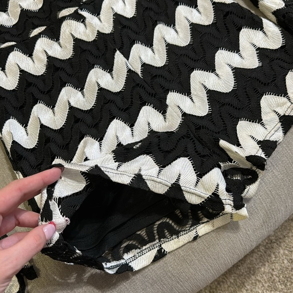 Black & White Wavy Striped Mesh Romper - Picture 8 of 15